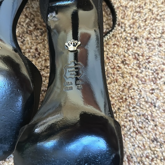 EUC Nina Vinnie Black Satin Shoes- worn once! Sz 8 - Picture 9 of 10